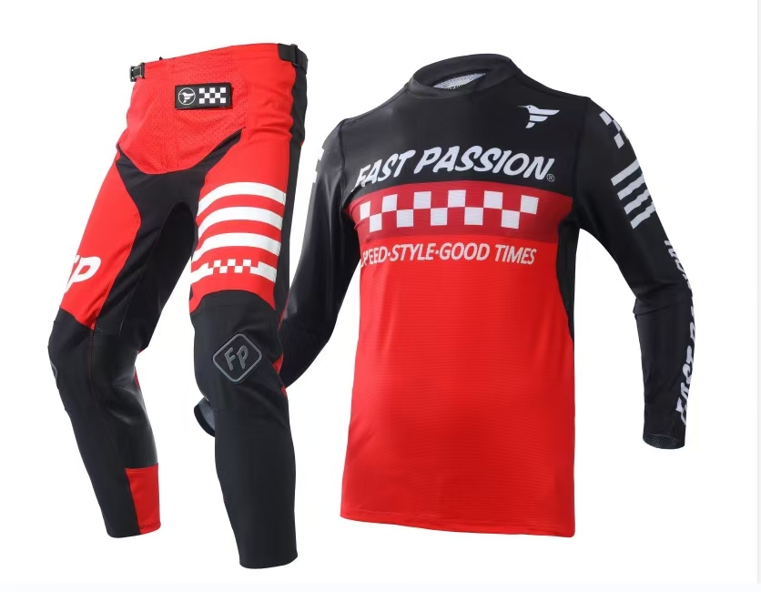 Комплект снаряжения для мотокр – обзор и цена Motorcycle Gear Sleeve