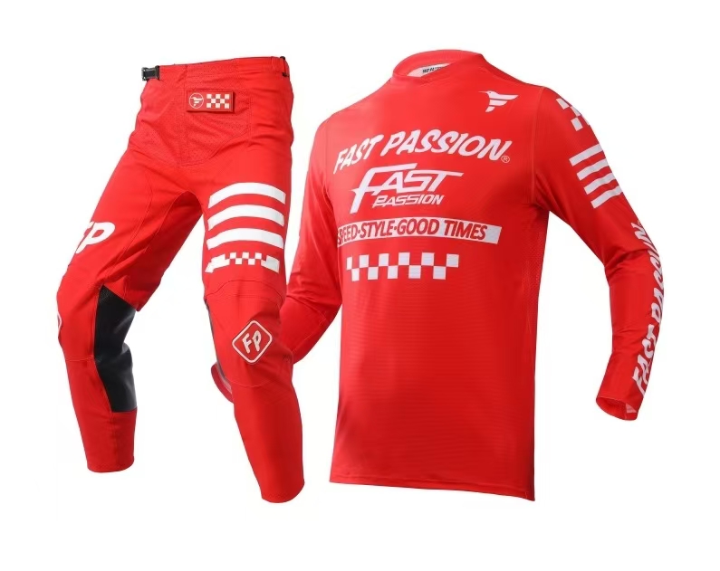 Комплект снаряжения для мотокр – обзор и цена Motorcycle Gear Sleeve